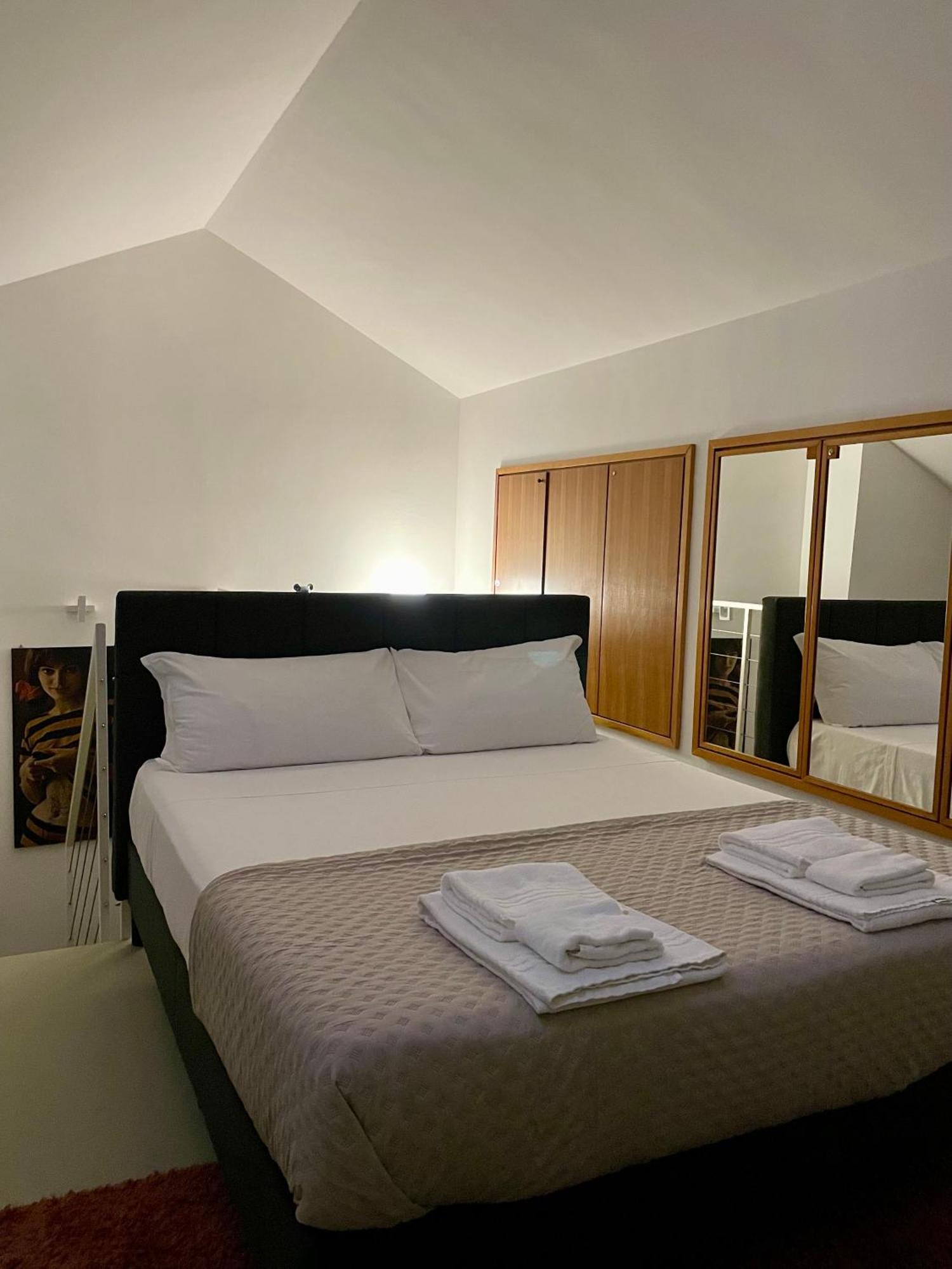 149 Borgo Ticino Suite Attico Di Lusso Con Terrazzo E Parking Privato Pawia Zewnętrze zdjęcie